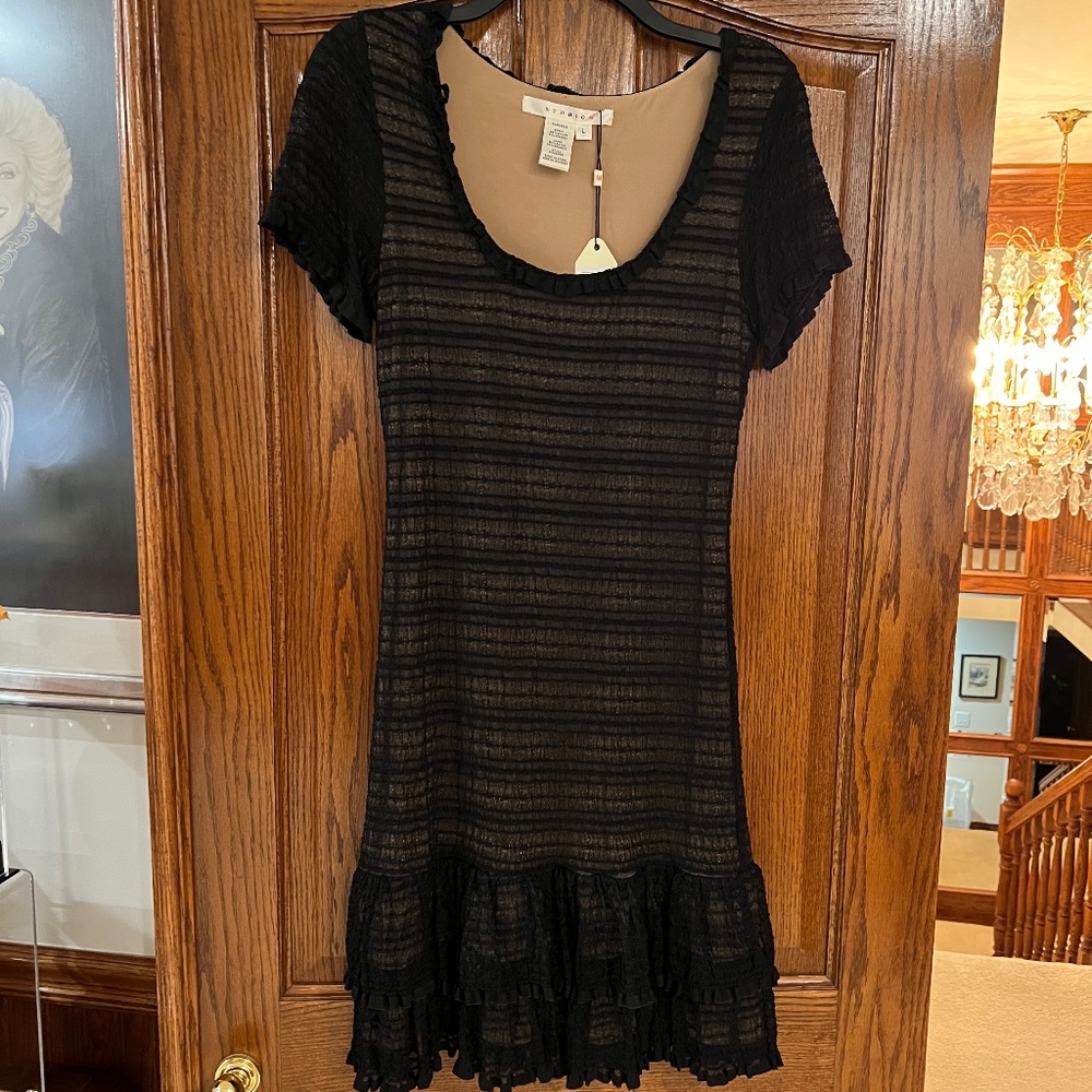 Studio M. Black Lace Bodycon Dress Size Medium
